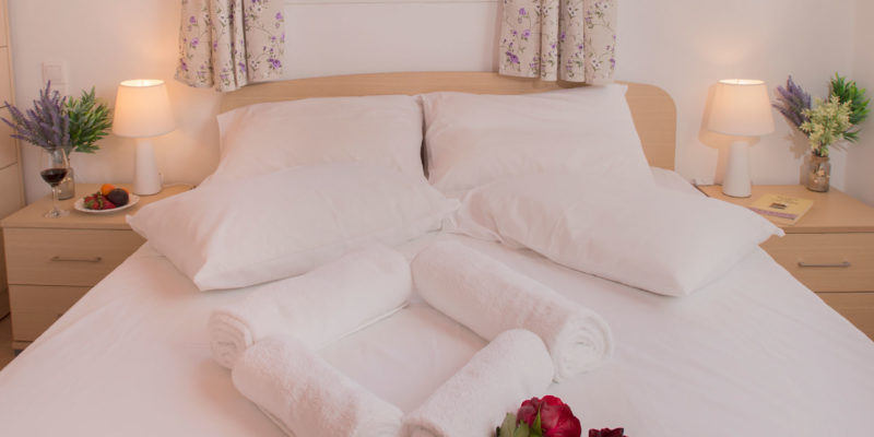 Iviskos Apartment bedroom – Houmeli Apartments, Kalamaki Crete.